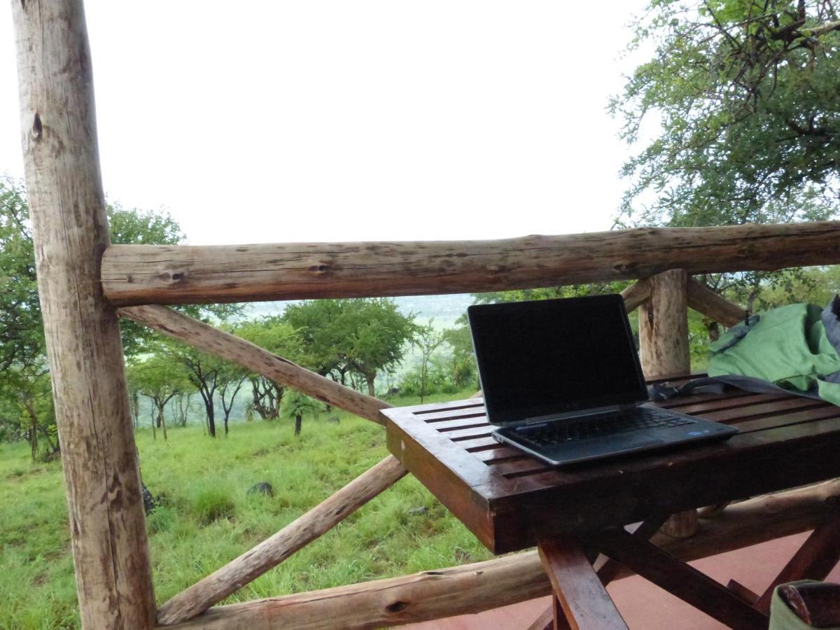 African Sunrise Lodge And Campsite Mto wa Mbu Kültér fotó